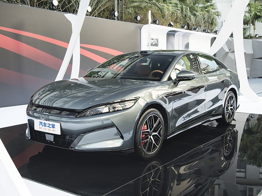 Фото 1 - BYD Han L