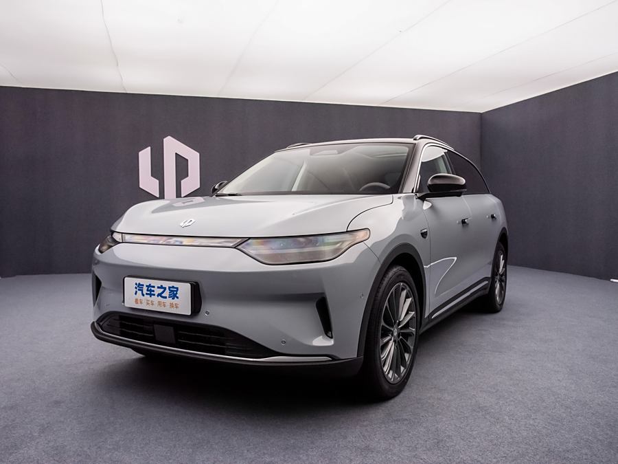 Фото 1 - Leapmotor C11