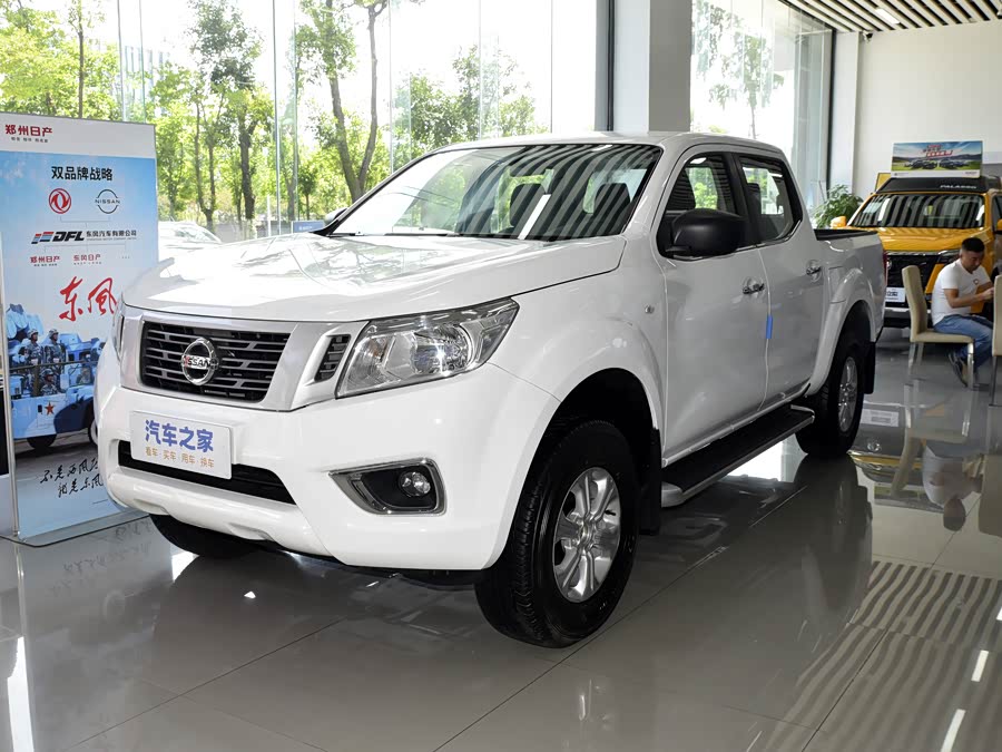 Фото 1 - Nissan Navara