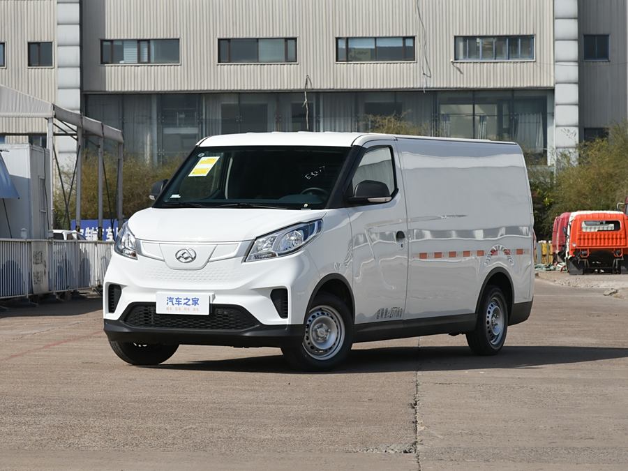 Фото 1 - Maxus EV30