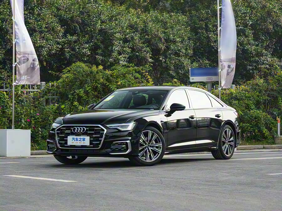 Фото 1 - Audi A6L