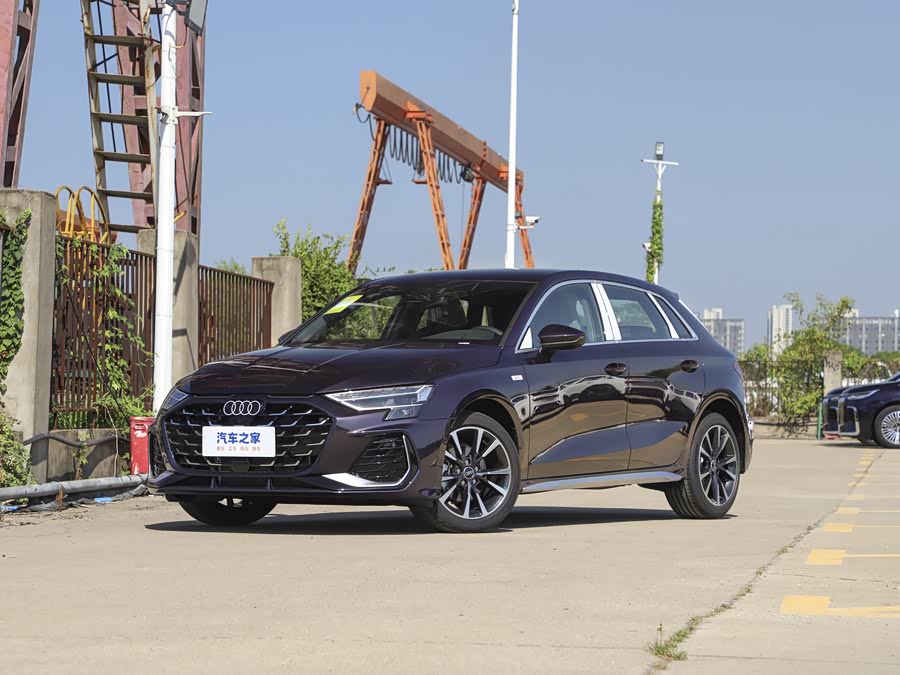 Фото 1 - Audi A3