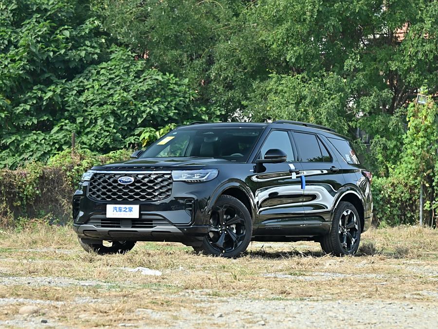 Фото 1 - Ford Explorer