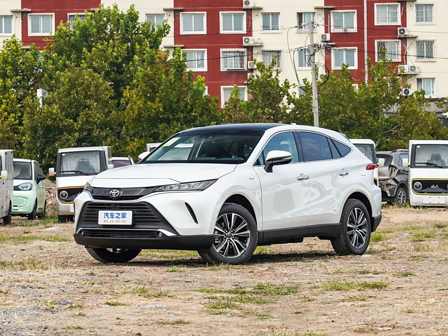 Фото 1 - Toyota Harrier