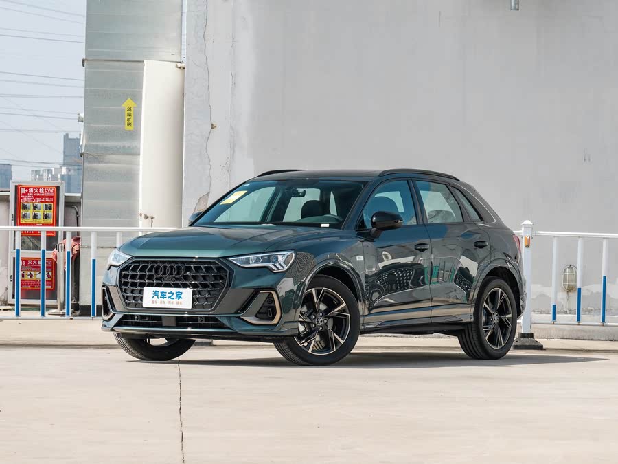 Фото 1 - Audi Q3