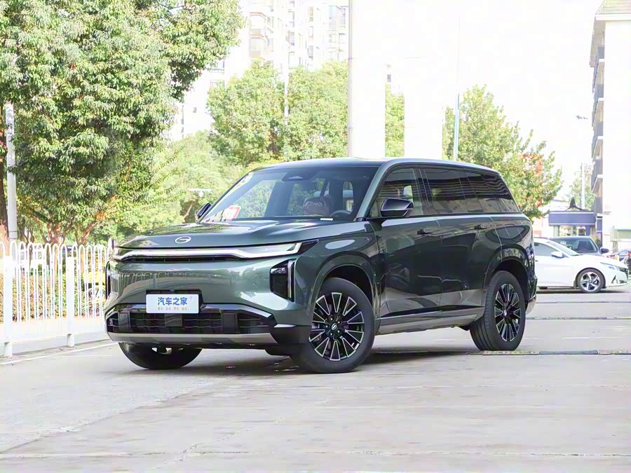 Фото 1 - GAC Trumpchi S7