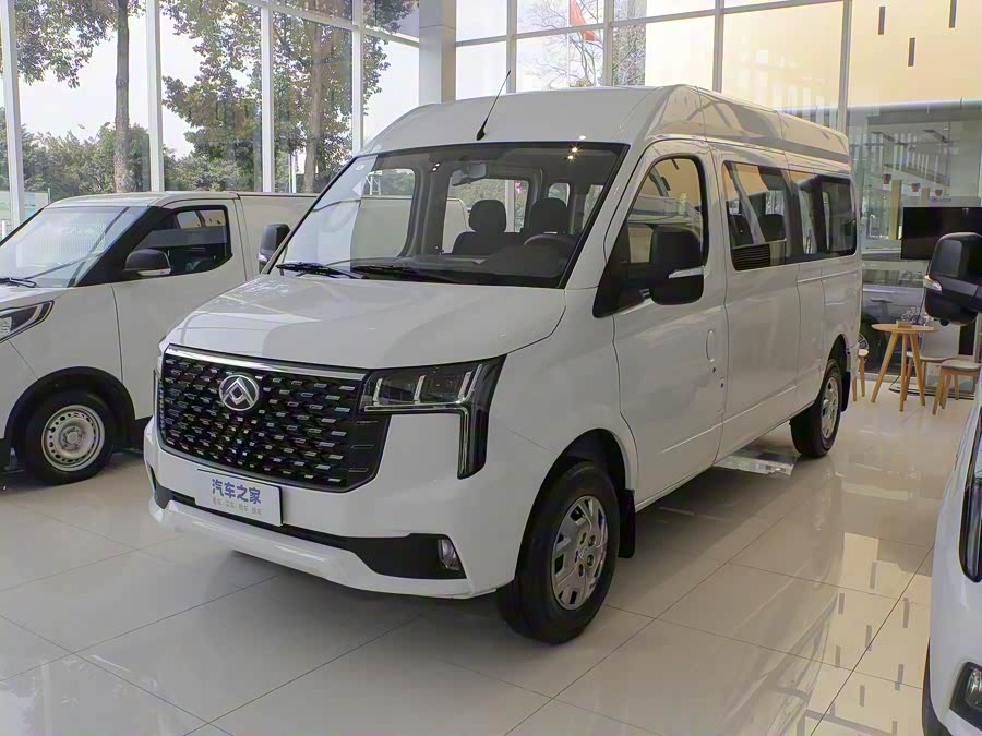 Фото 1 - Maxus V80