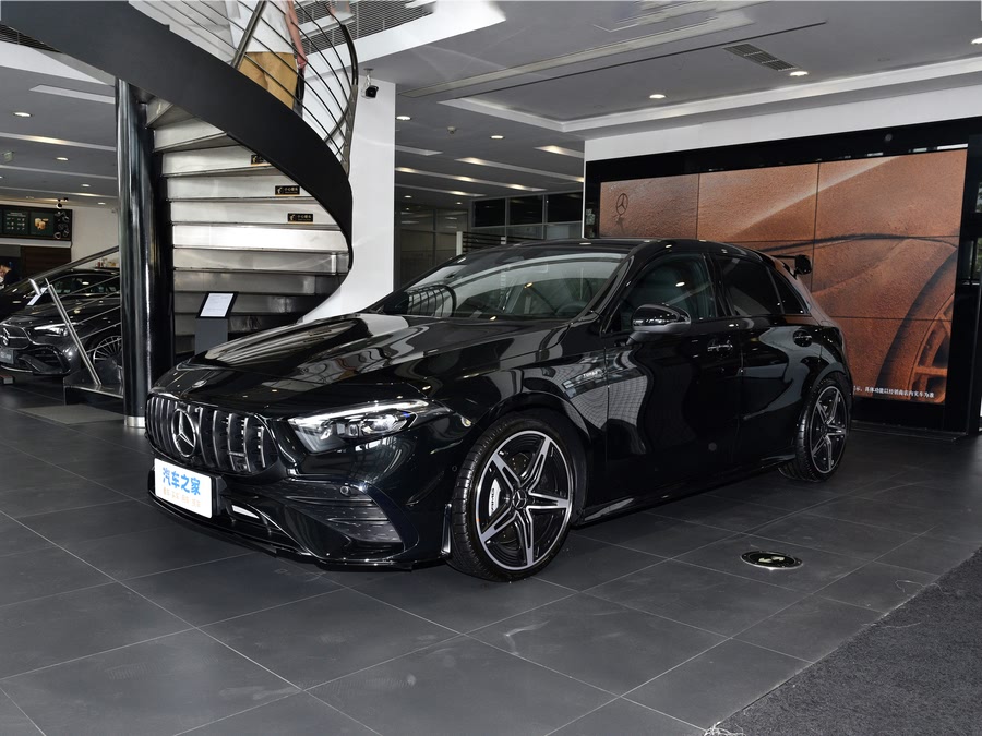 Фото 1 - Mercedes-Benz A-Class AMG