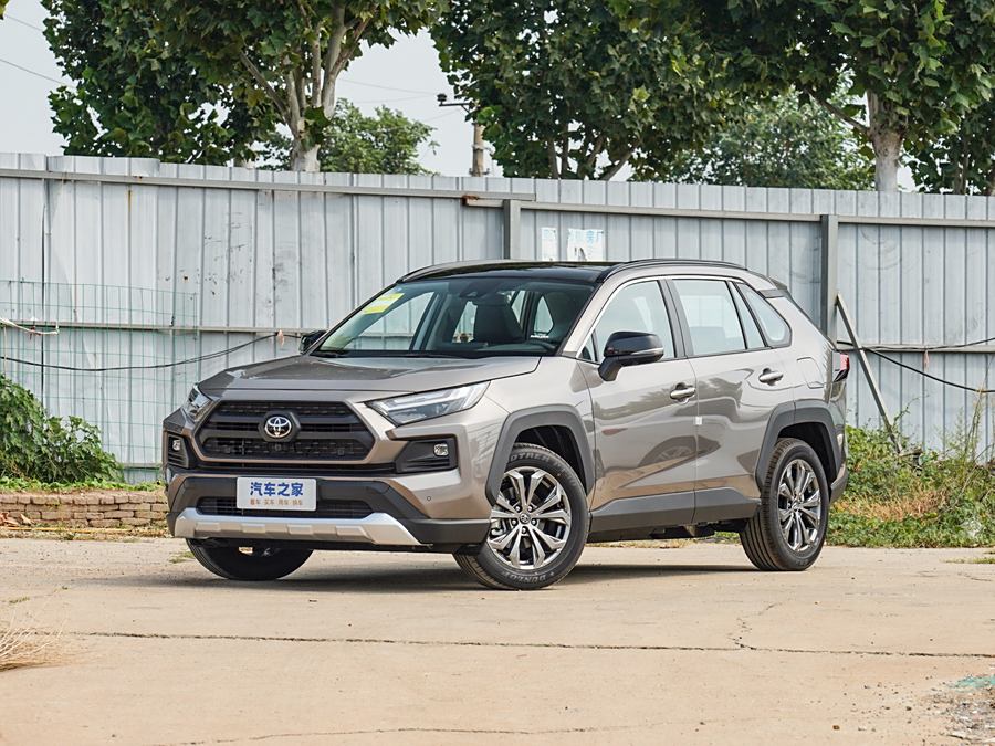 Фото 1 - Toyota RAV4