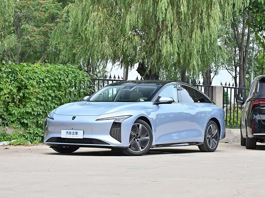 Фото 1 - Dongfeng Forthing Xinghai S7