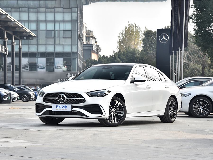 Фото 1 - Mercedes-Benz C-Class Hybrid