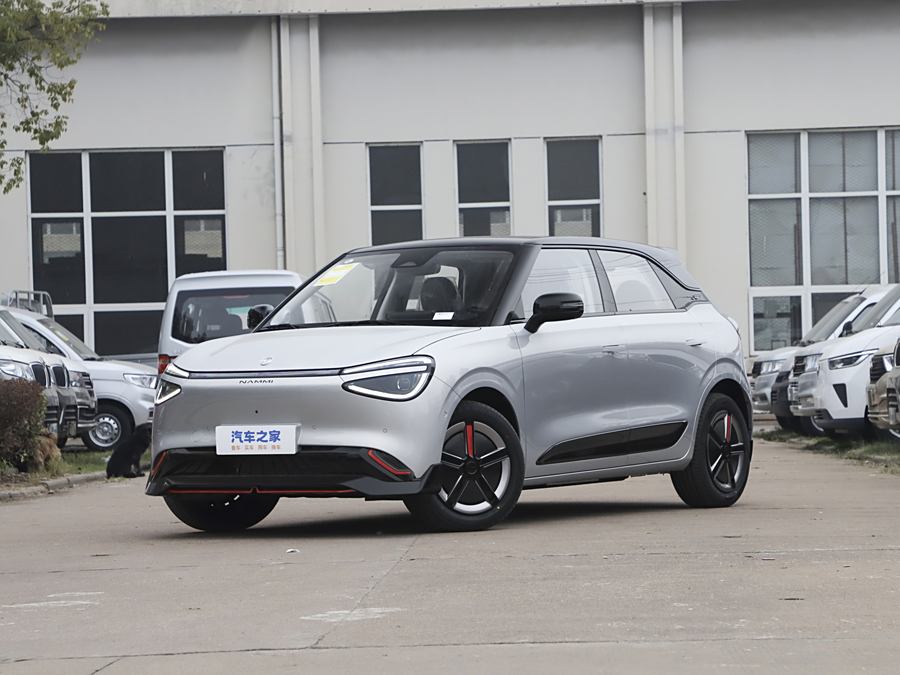 Фото 1 - Dongfeng Nammi 01