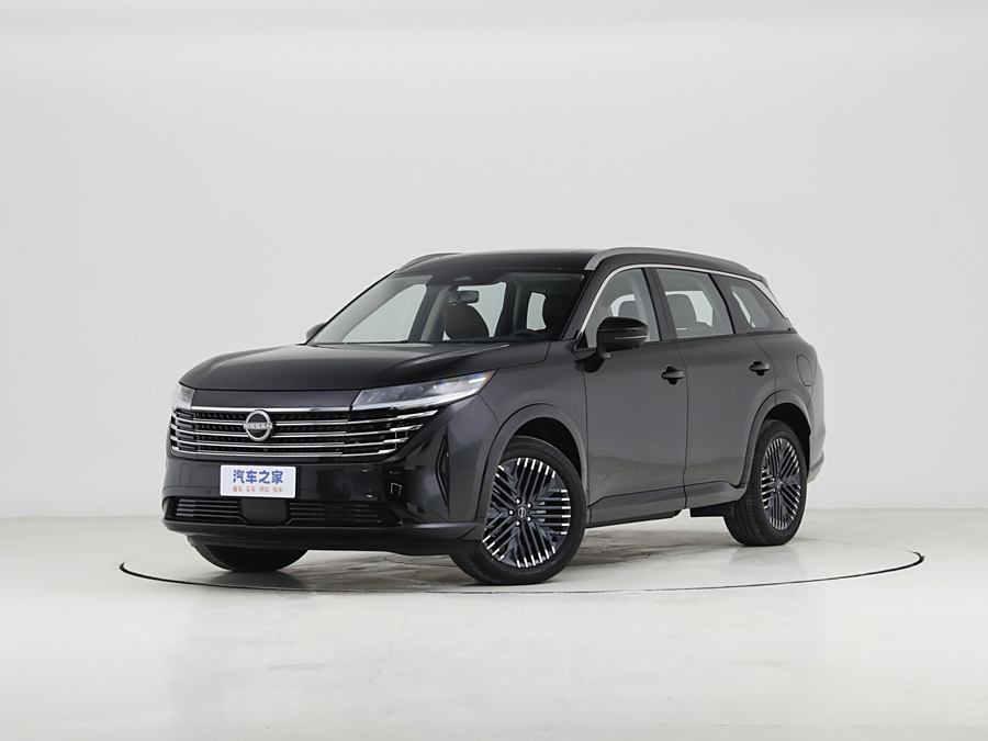 Фото 1 - Nissan Pathfinder