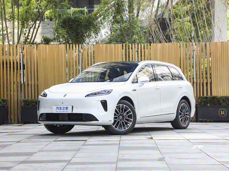 Фото 1 - Shangjie (Huawei × SAIC) H5