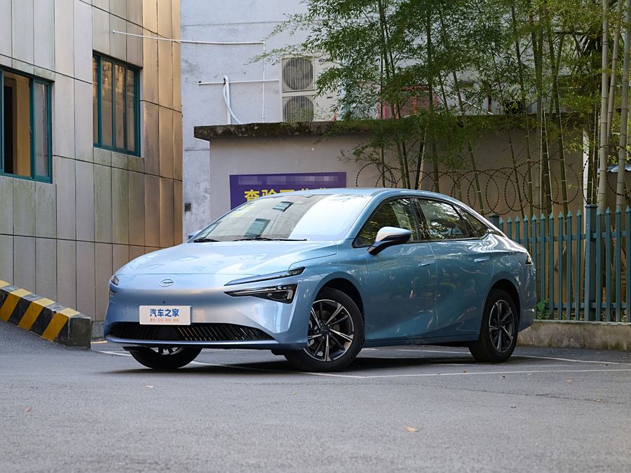 Фото 1 - GAC Aion S Max