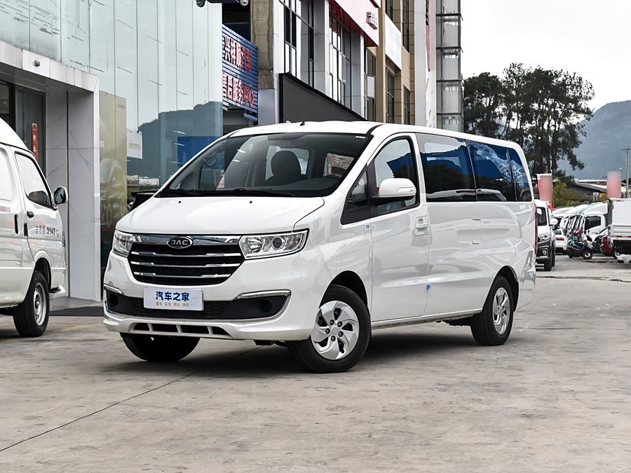 Фото 1 - JAC Refine M3