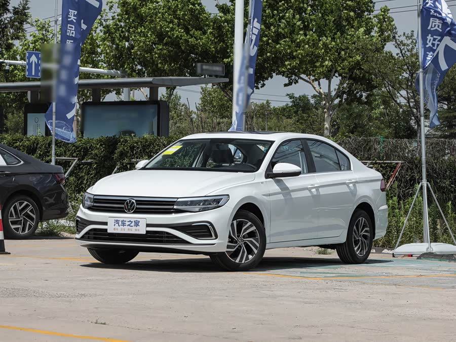 Фото 1 - Volkswagen Bora