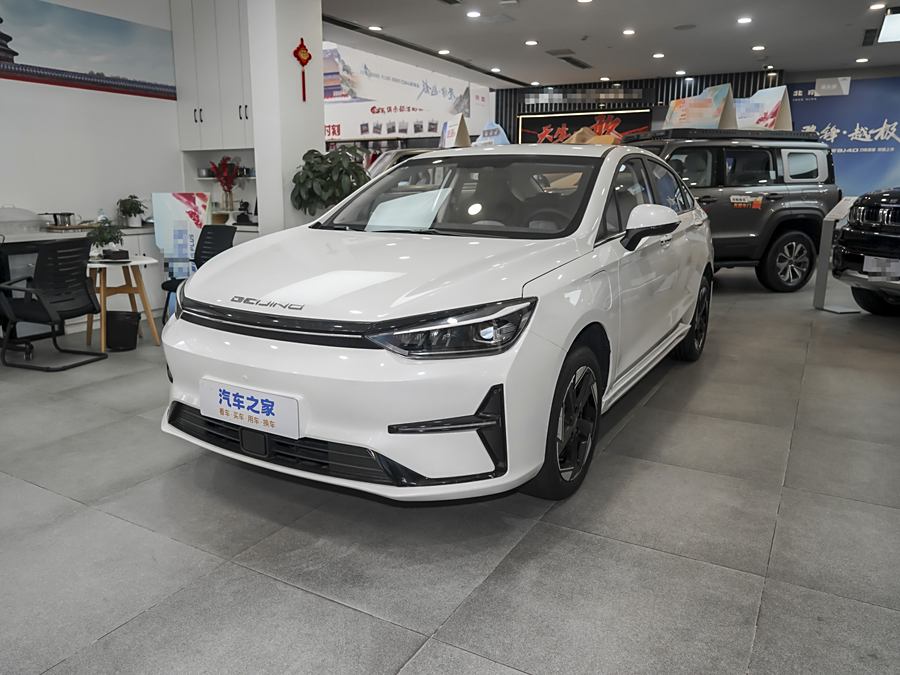 Фото 1 - Beijing EU5 Plus