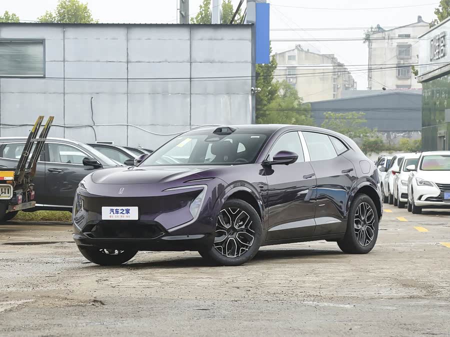 Фото 1 - Avatr 07