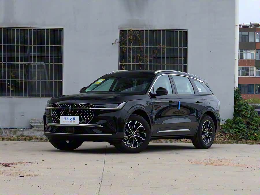 Фото 1 - Lincoln Nautilus