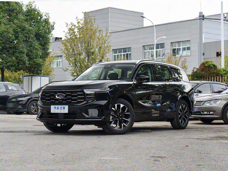 Фото 1 - Ford Edge