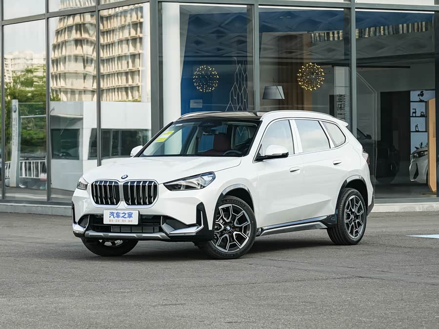 Фото 1 - BMW X1