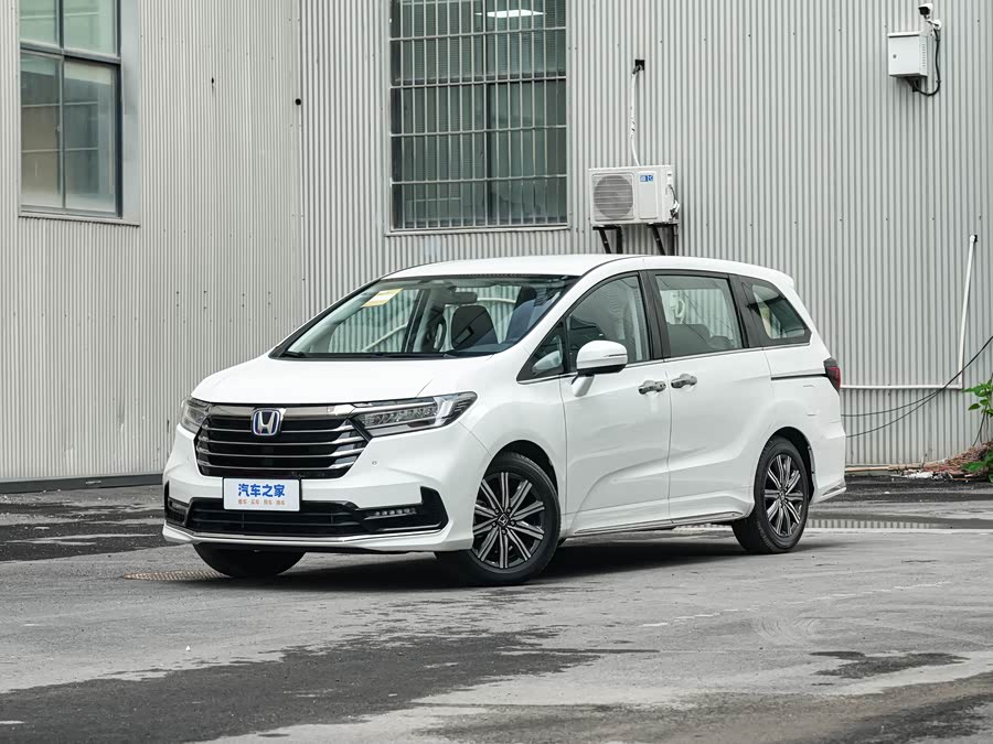 Фото 1 - Honda Odyssey