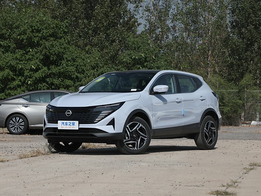 Фото 1 - Nissan Qashqai