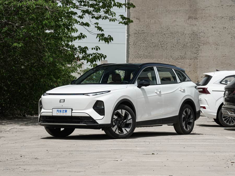 Фото 1 - Bestune 07