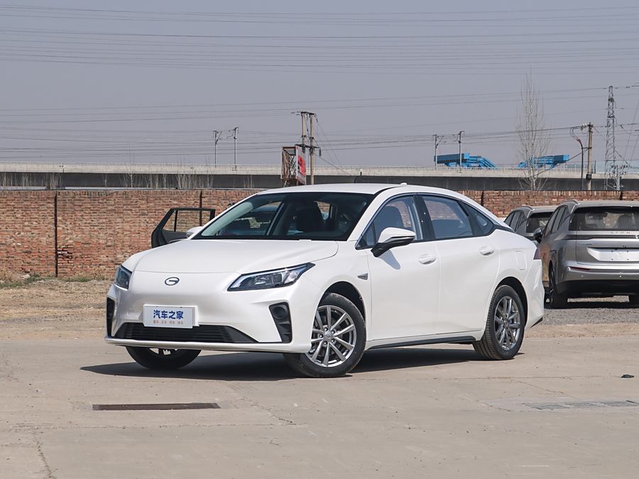 Фото 1 - GAC Aion S