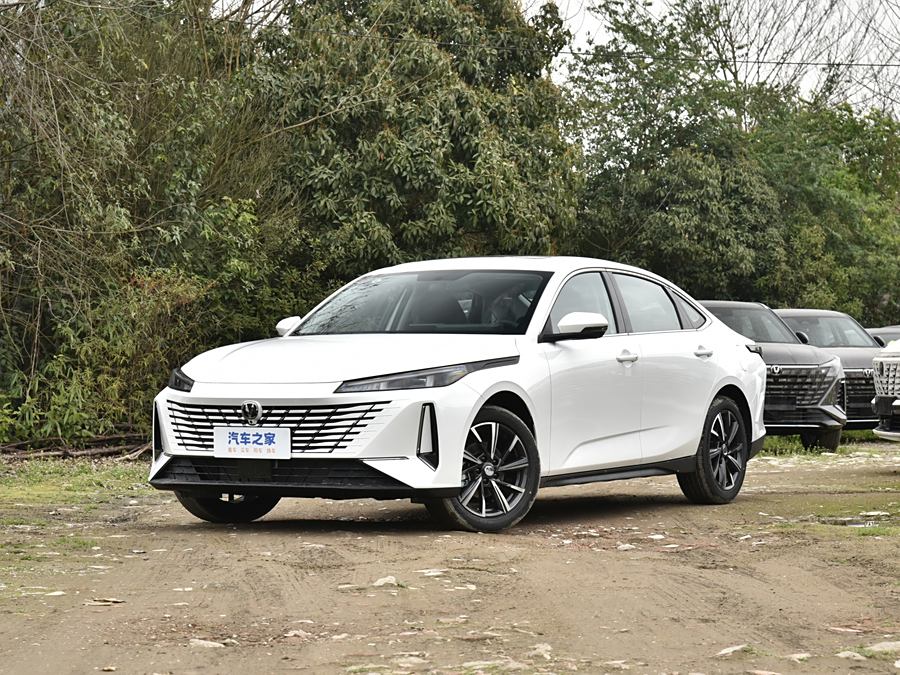 Фото 1 - Changan Eado Plus