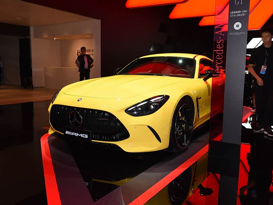 Фото 1 - Mercedes-Benz AMG GT