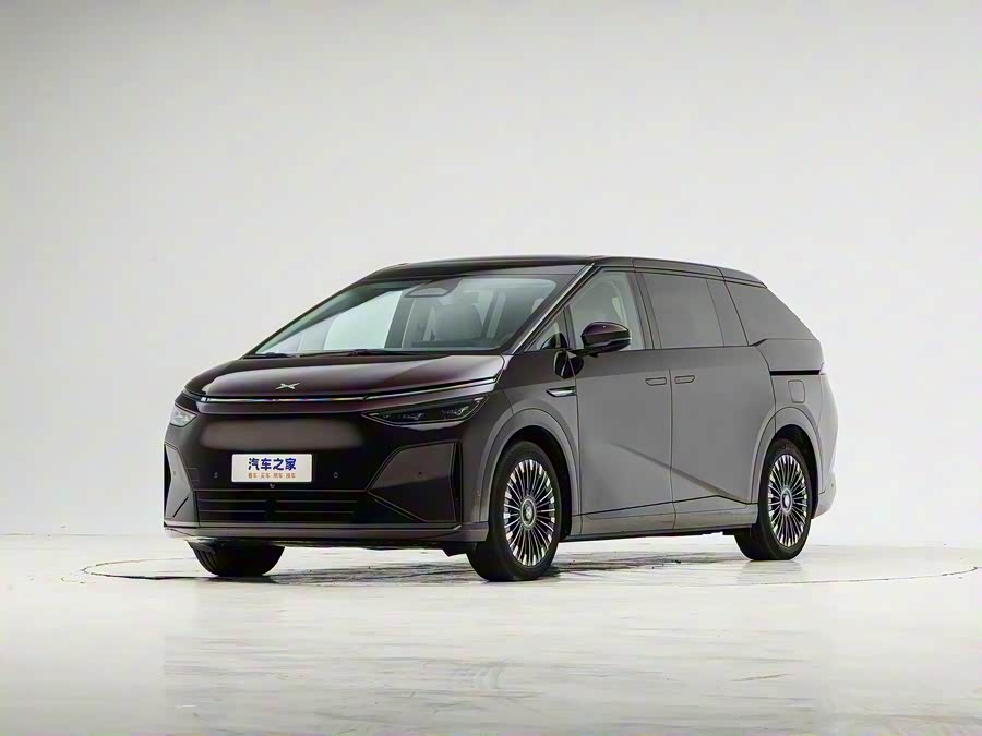 Фото 1 - XPeng X9