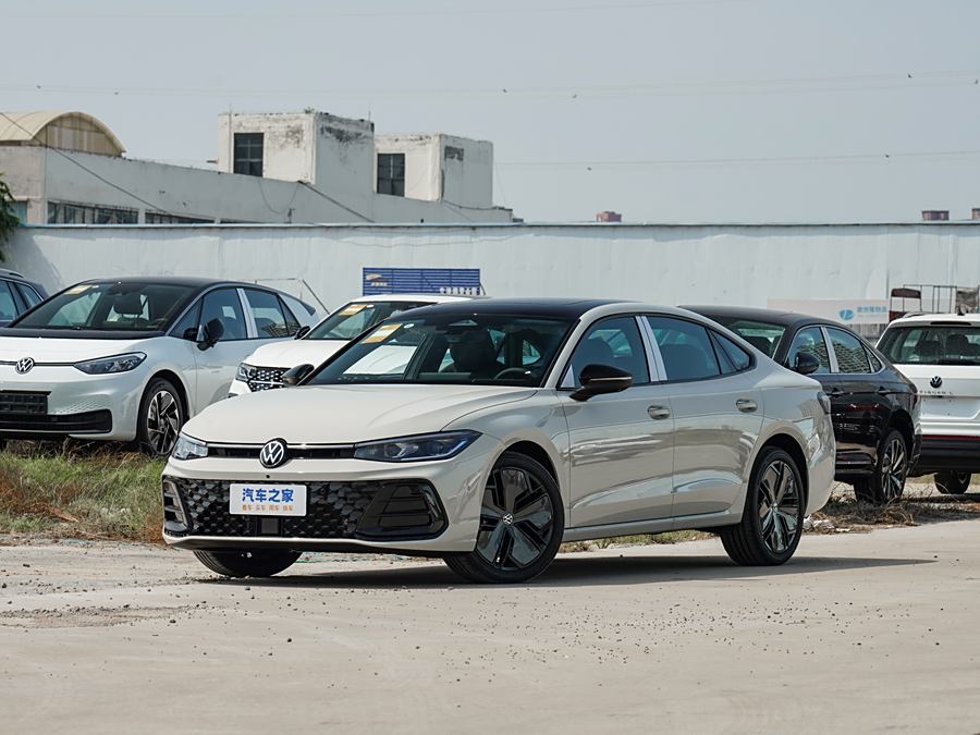 Фото 1 - Volkswagen Passat