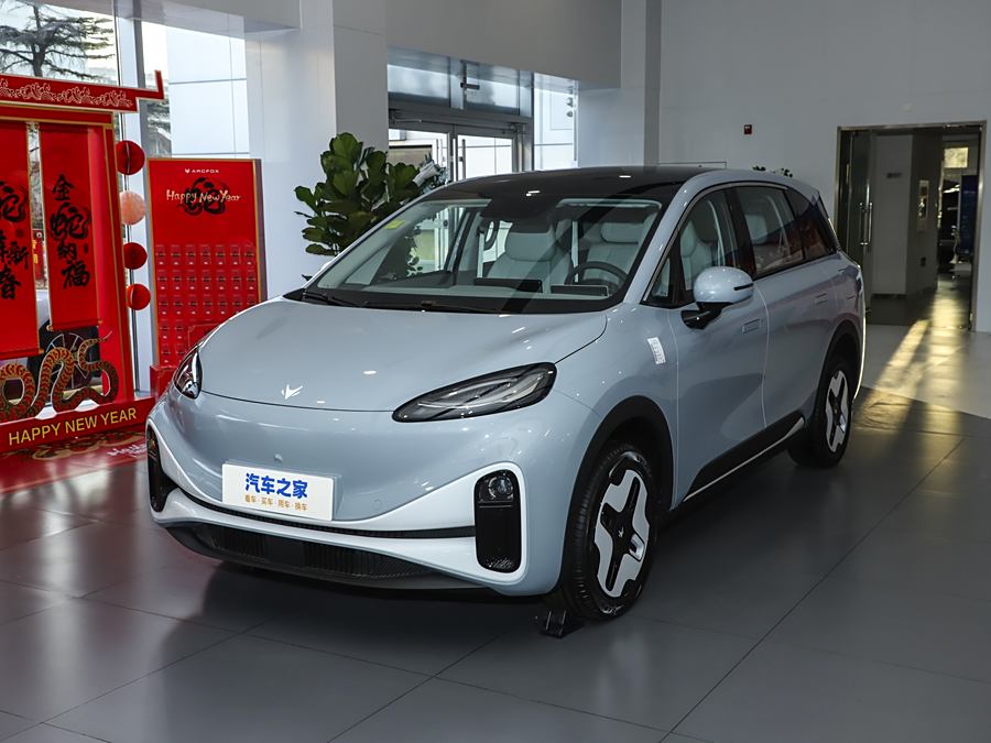 Фото 1 - BAIC Arcfox Kaola S