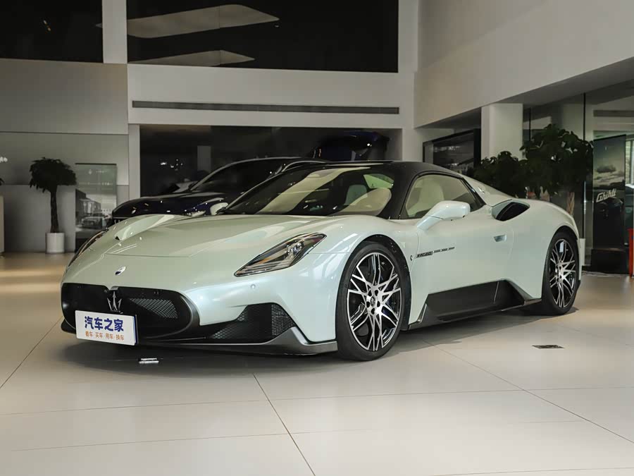 Фото 1 - Maserati MC20