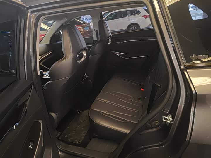 Фото 17 - Changan CS75 Plus