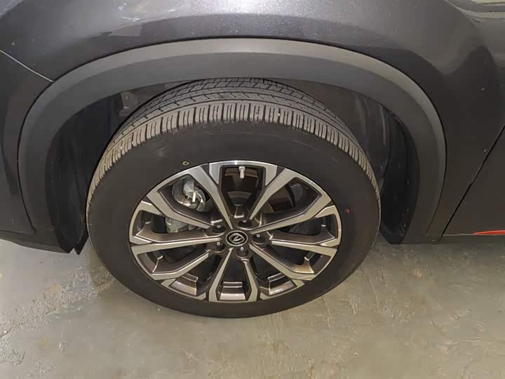 Фото 23 - Changan CS75 Plus