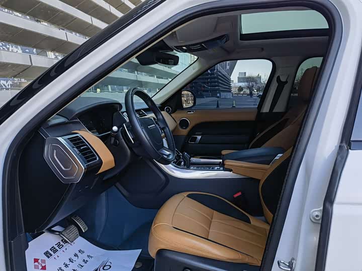 Фото 7 - Land Rover Range Rover Sport