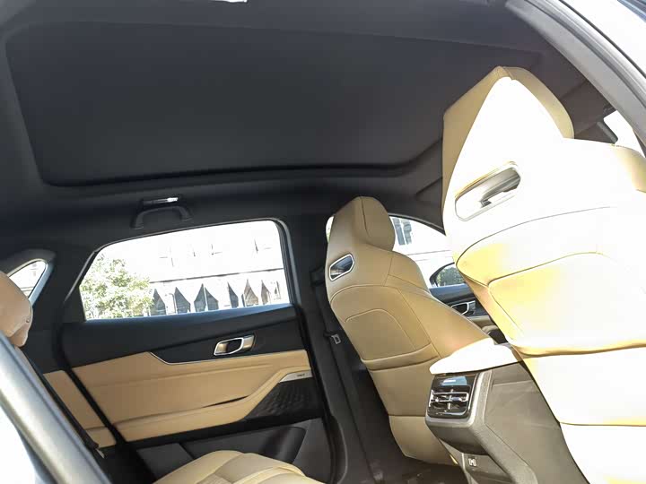 Фото 7 - Changan UNI-K