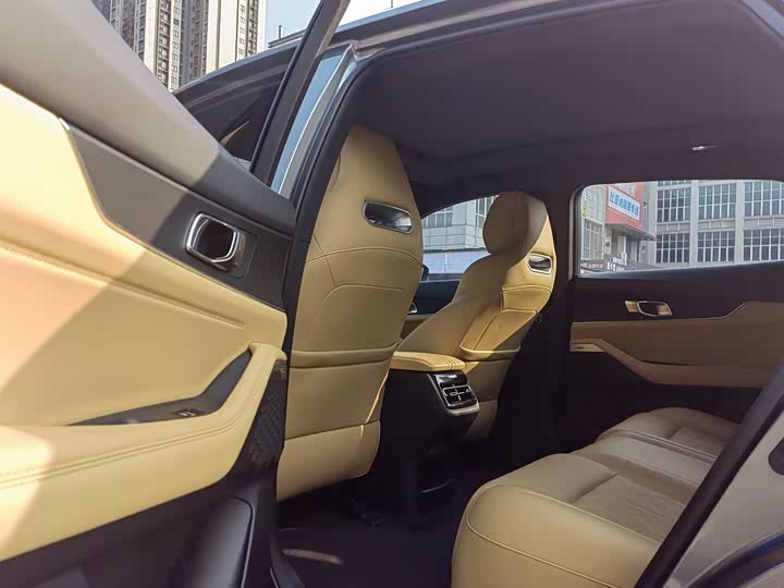 Фото 9 - Changan UNI-K