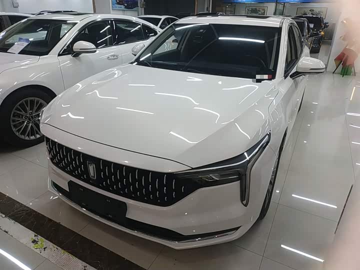 Фото 2 - Bestune B70