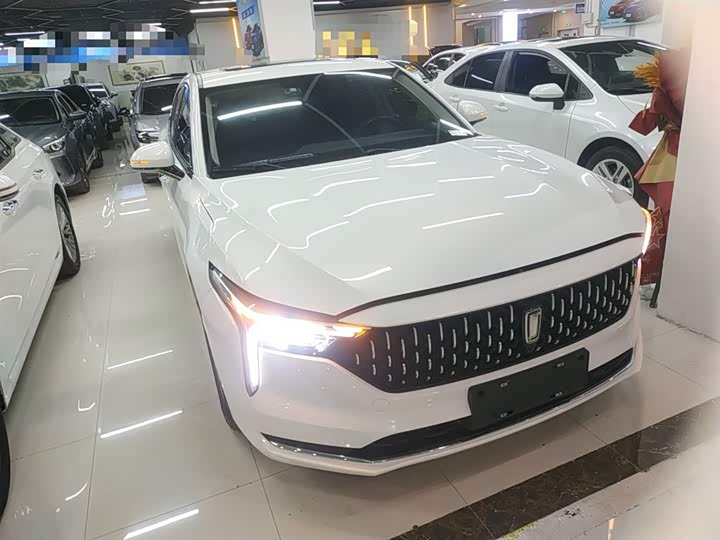 Фото 4 - Bestune B70