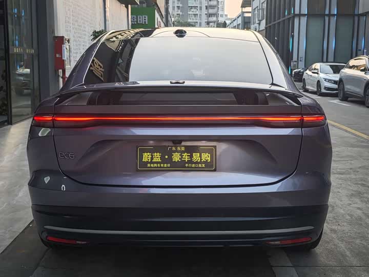 Фото 15 - Nio EC6