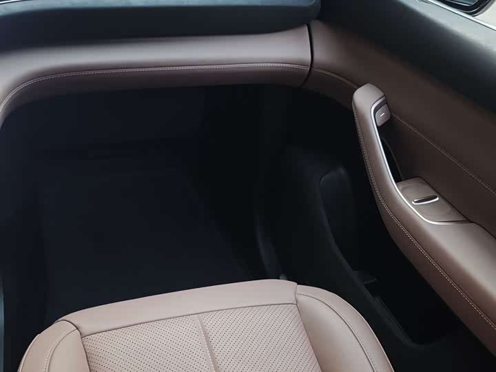 Фото 5 - Nio EC6