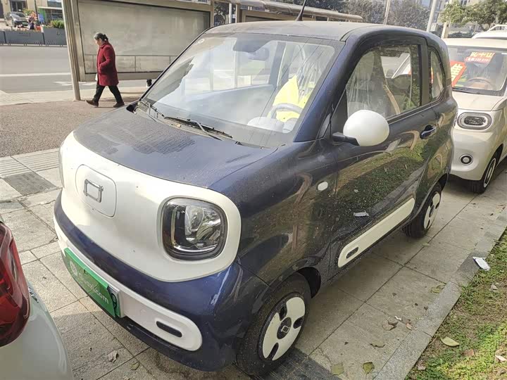 Фото 2 - Bestune Pony