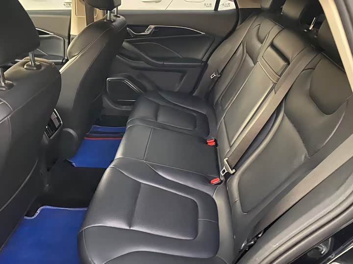 Фото 5 - Bestune B70