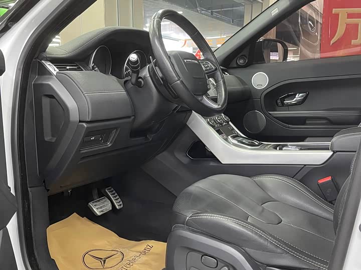 Фото 4 - Land Rover Range Rover Evoque L