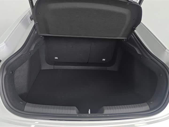 Фото 4 - Changan UNI-V