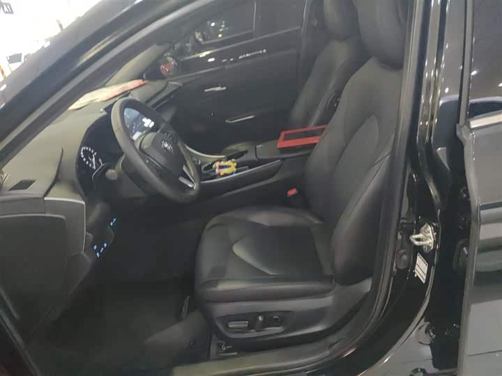 Фото 15 - Toyota Avalon